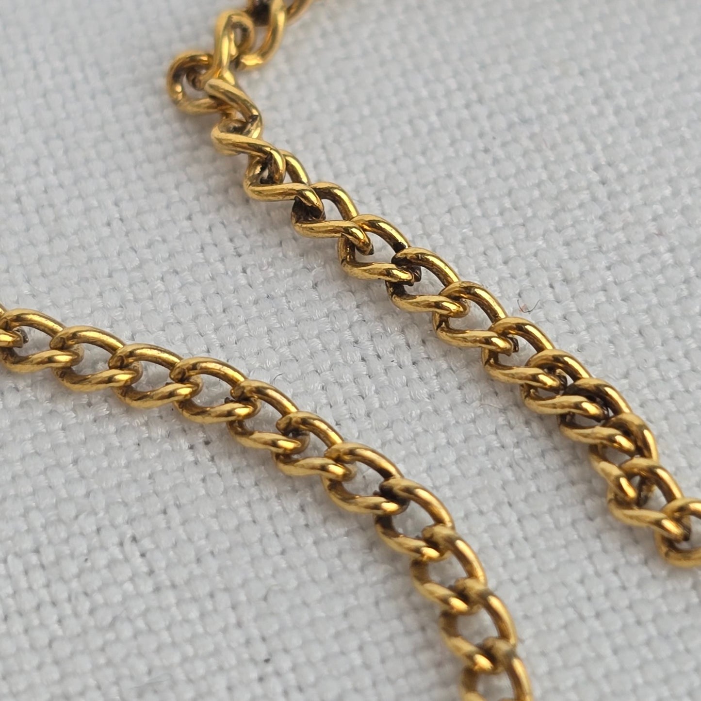 Vintage Gold Tone Knight on Horse Pendant Necklace