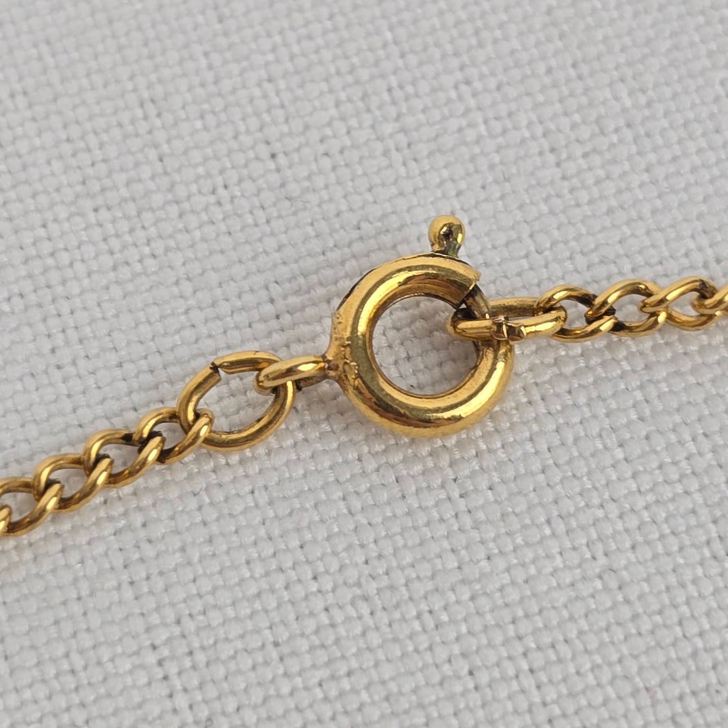 Vintage Gold Tone Knight on Horse Pendant Necklace