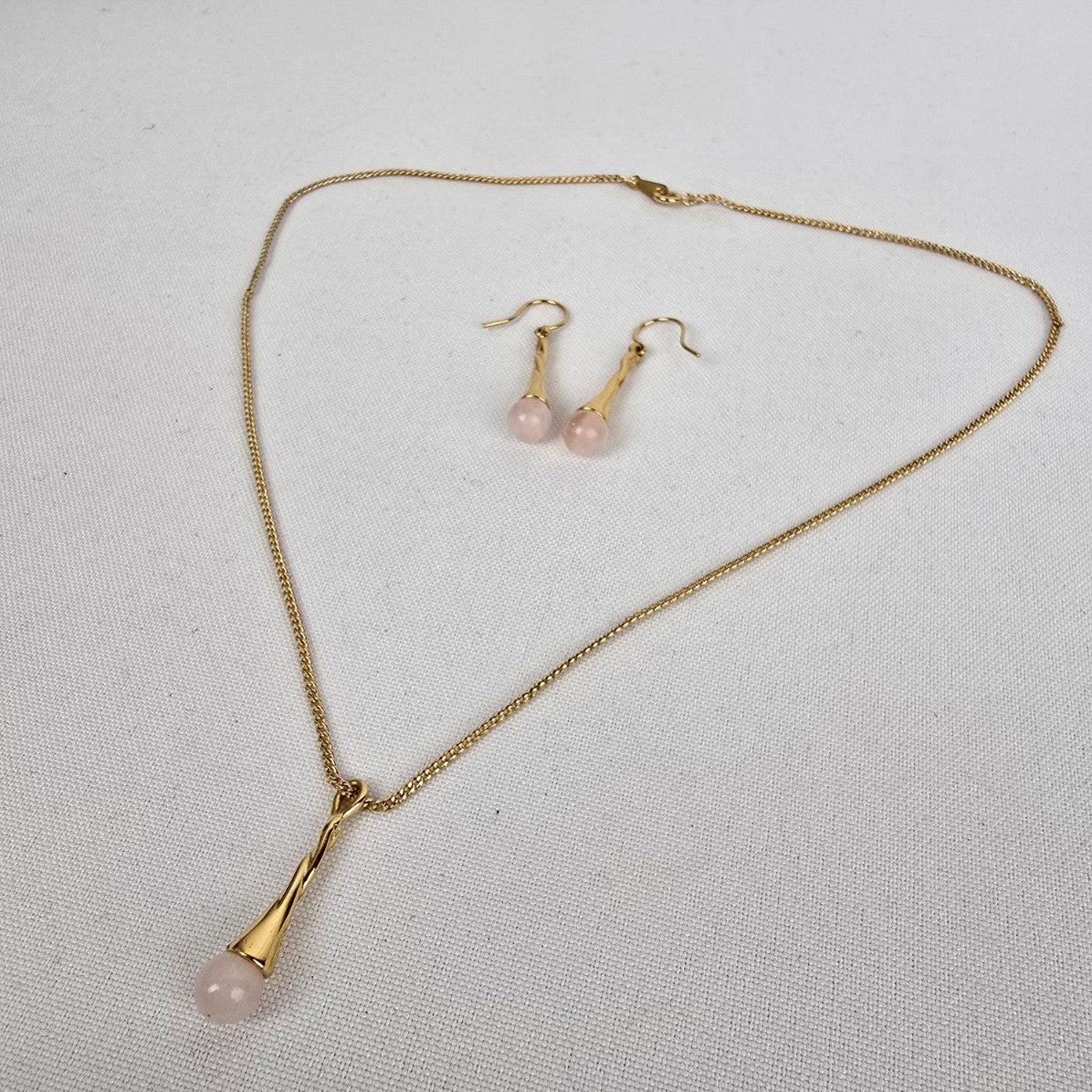 Vintage Gold Tone Rose Quartz Drop Pendant Necklace & Earrings Set