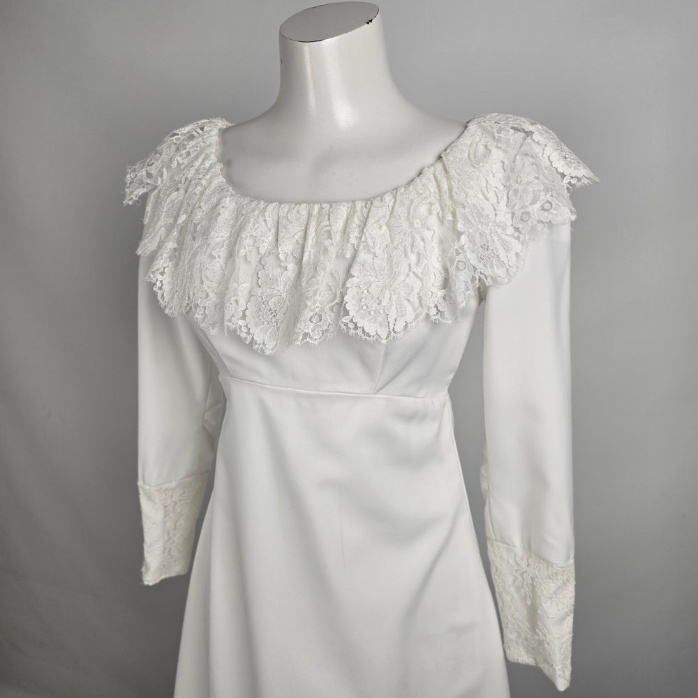 Vintage White Lace Detail Long Sleeve Wedding Dress Size XS/S