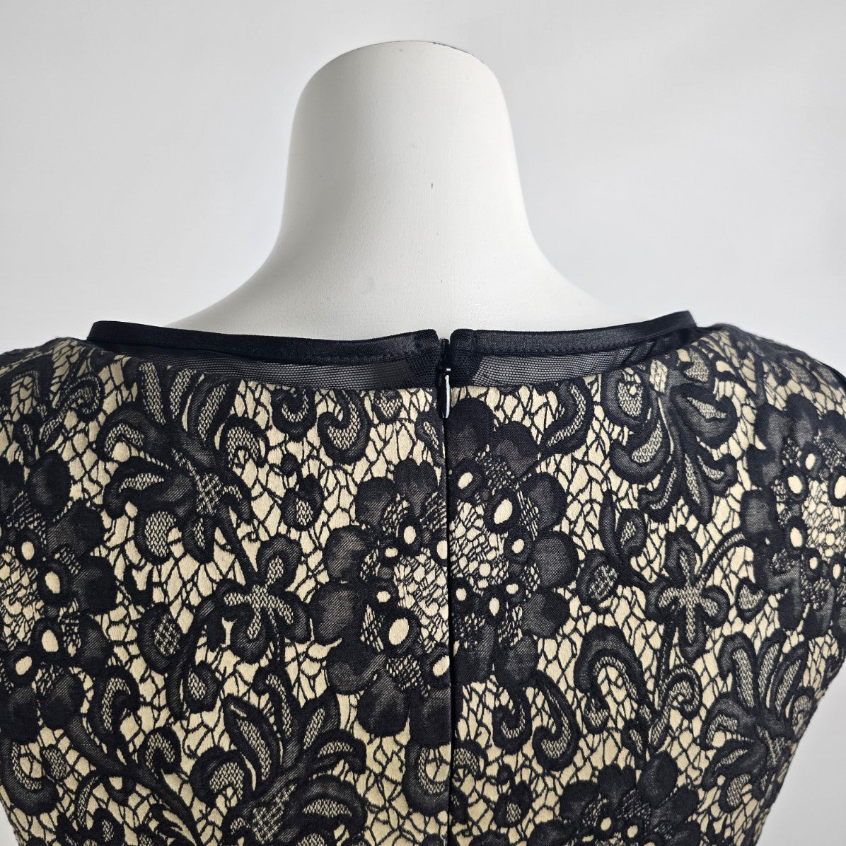 Joseph Ribkoff Black & Nude Floral Belted Fit & Flare Dress Size 10