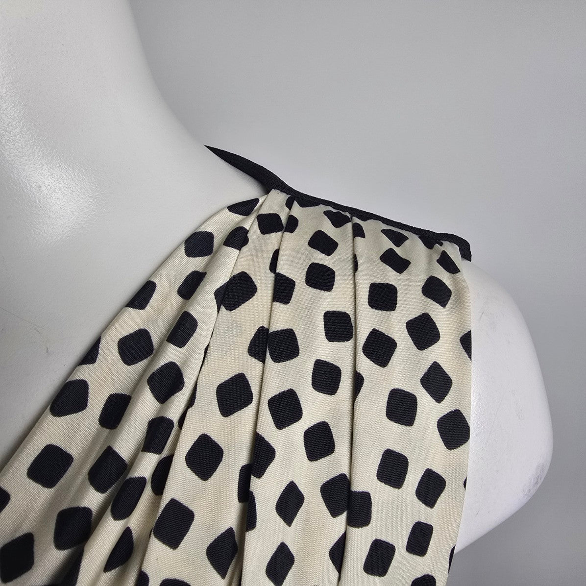 Quinze heures Paris Trente Black & Cream Sheath Dress Size M