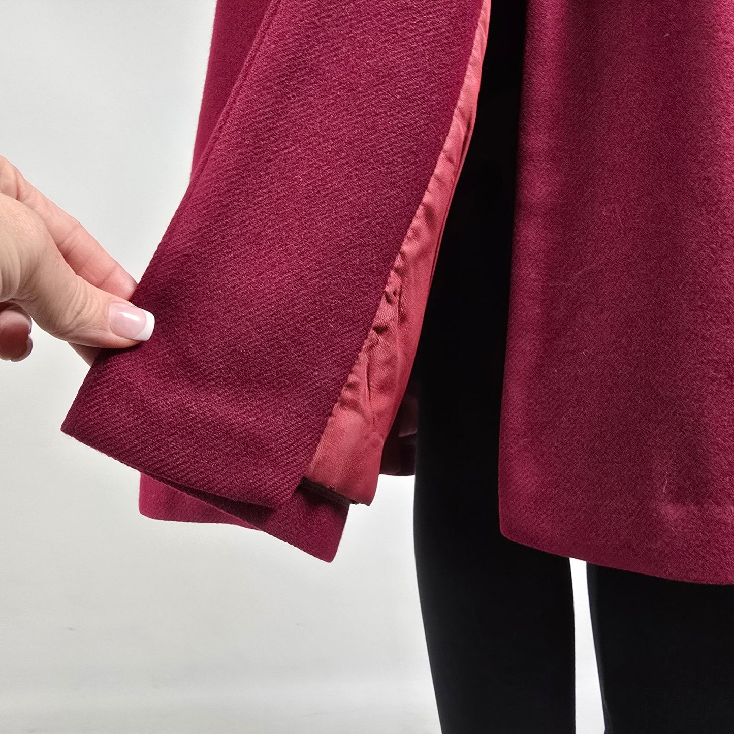 1940s Burgundy Wool Fur Trimmed Collar Button Up Coat Size S