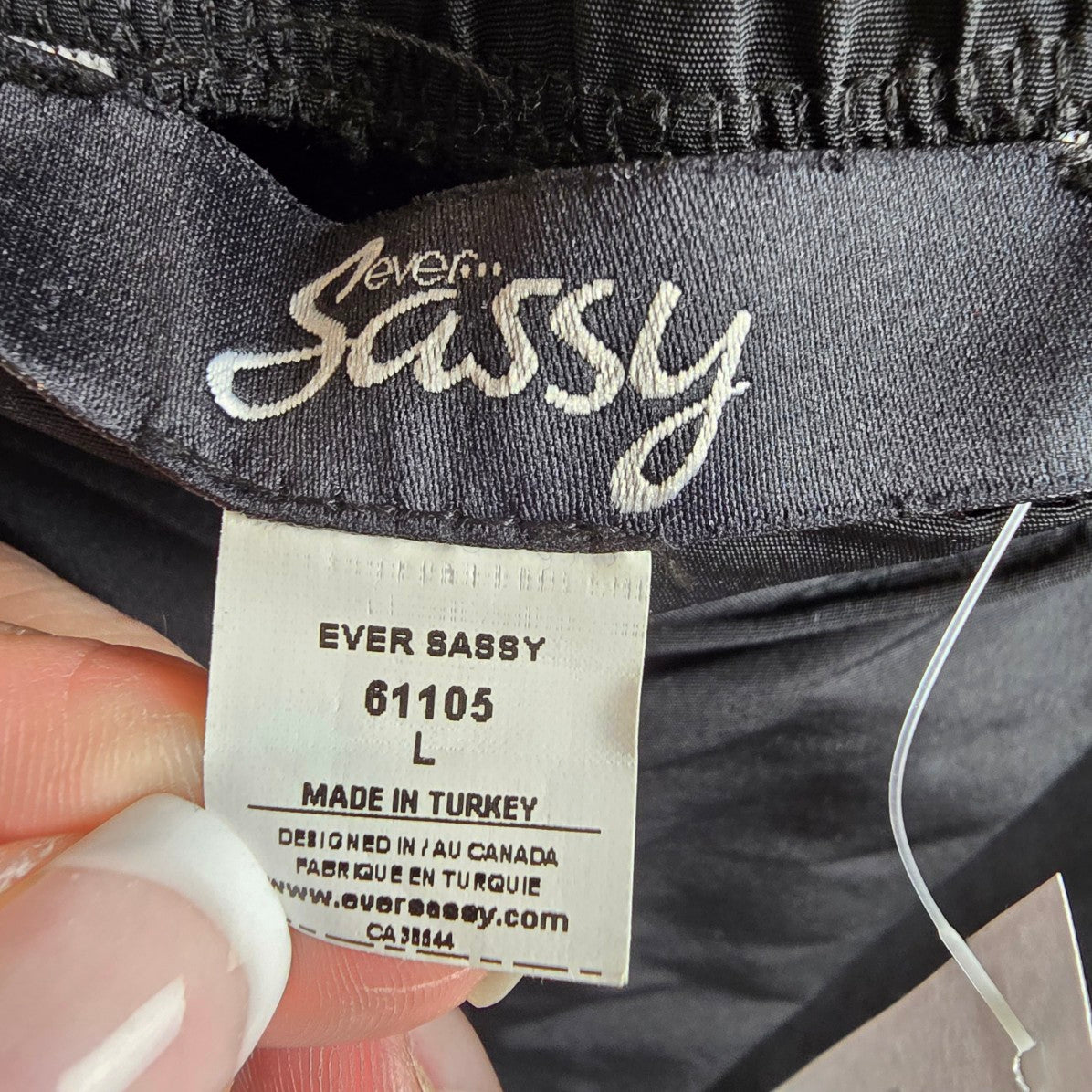 Ever Sassy Black Cropped Wide Leg Pants Size L