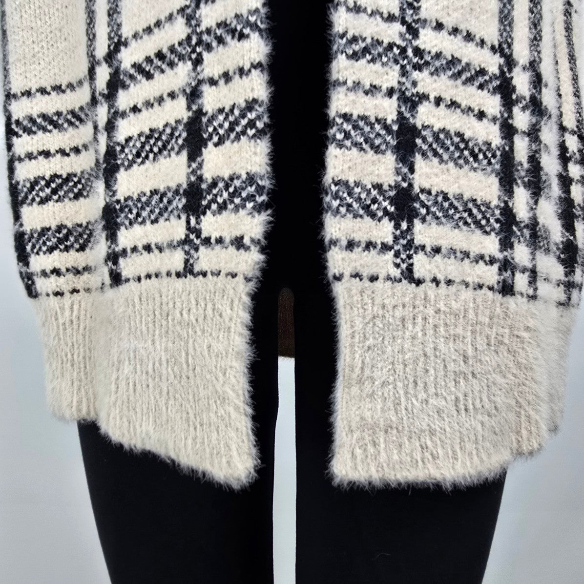 William Rast Cream Plaid Knit Vest Size XL