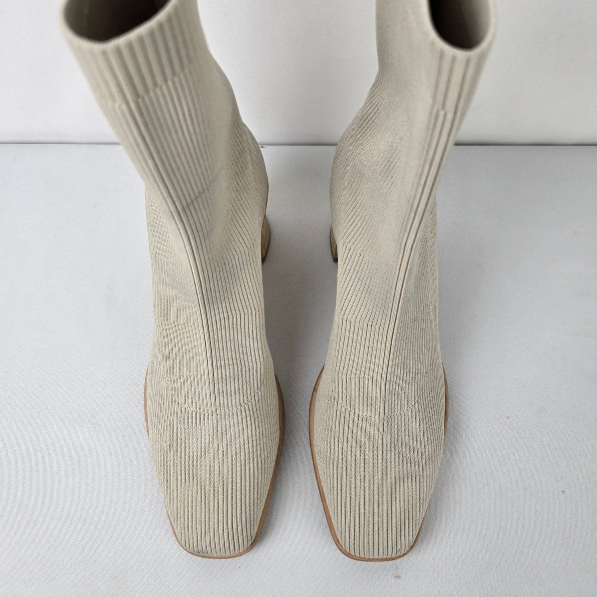 Dolce Vita Alaya Sand Knit Ankle Faux Wood Heeled Boots Size 8