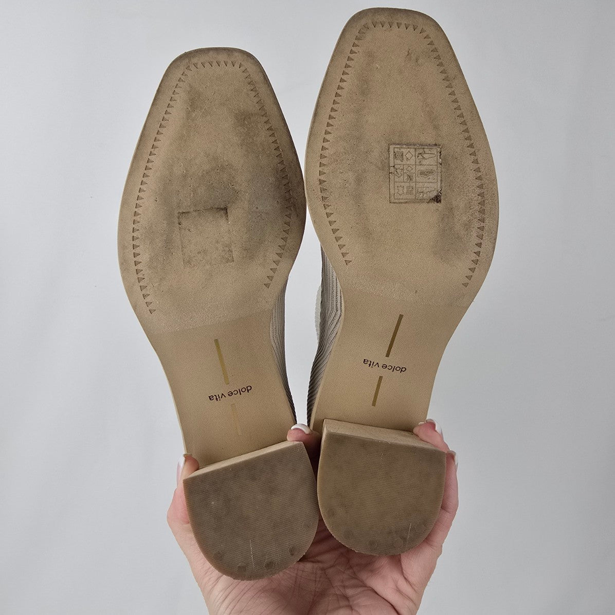 Dolce Vita Alaya Sand Knit Ankle Faux Wood Heeled Boots Size 8