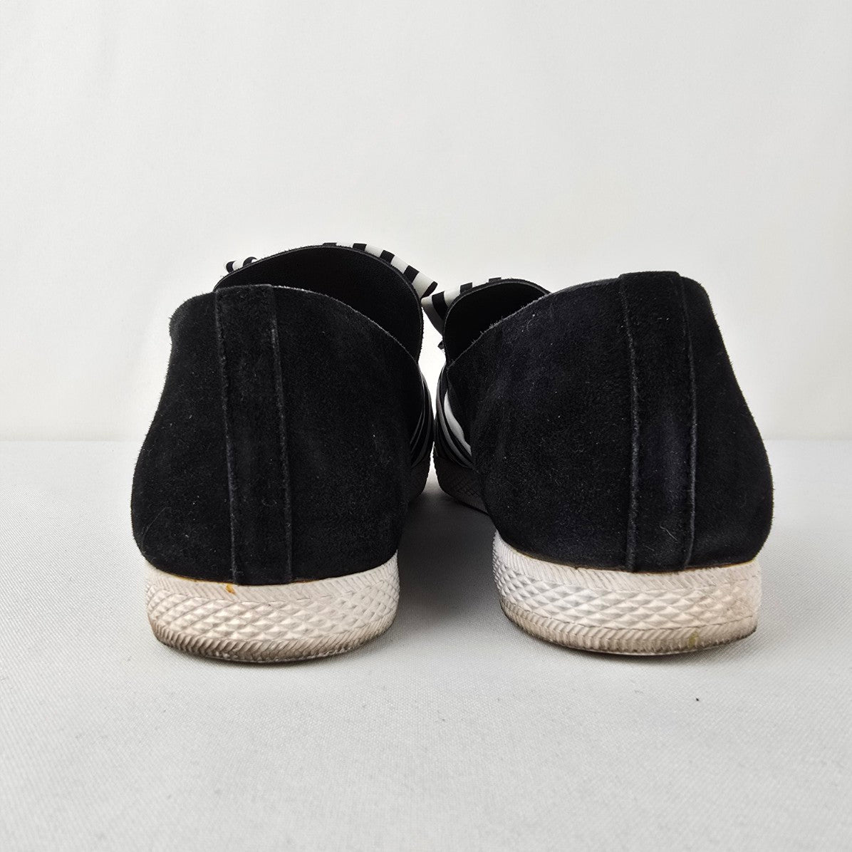 ALL BLACK Slip on Sneakers Striped Bow Tie Sneakers Size 9.5