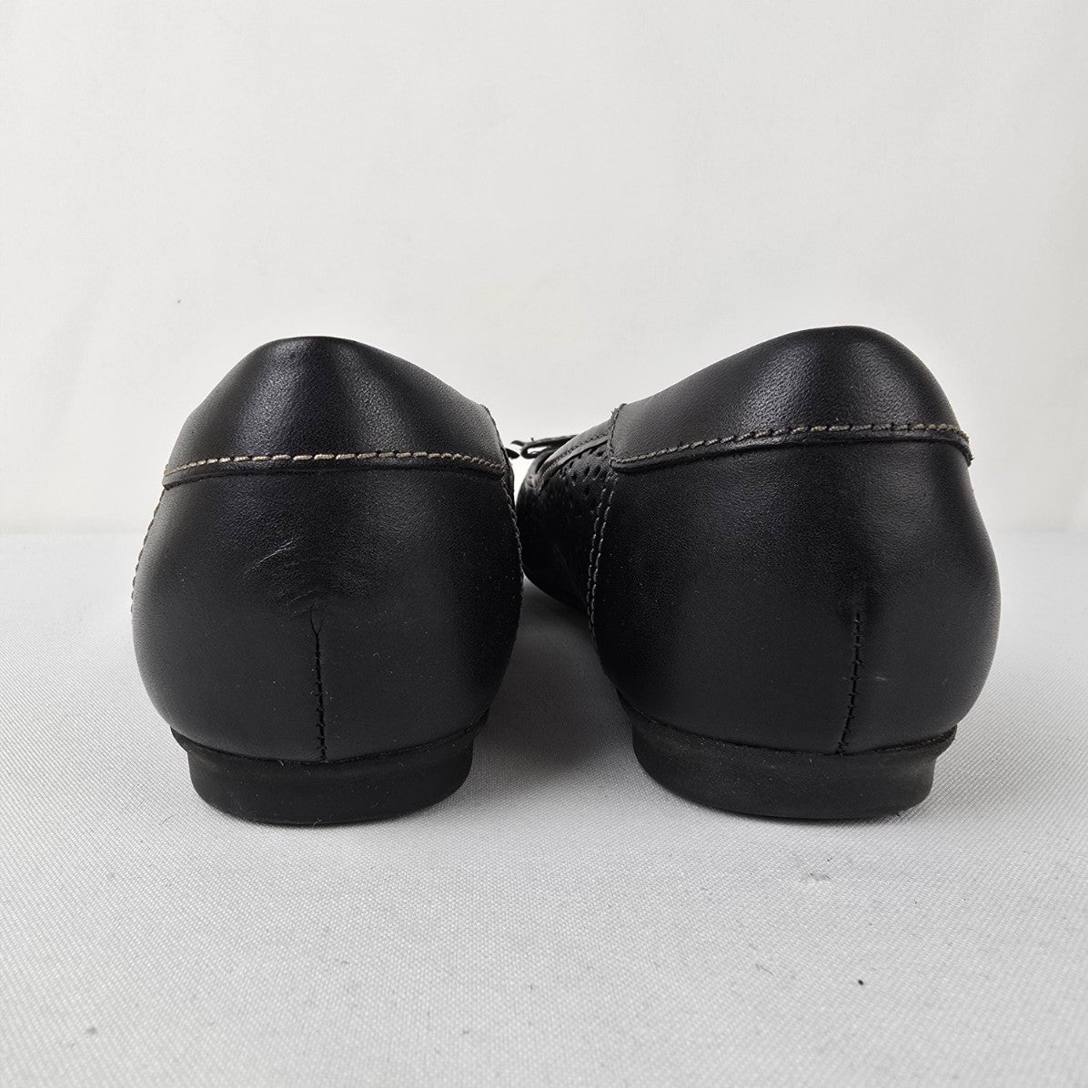 Clarks Bendables Black Leather Comfort Ballet Flats Size 9