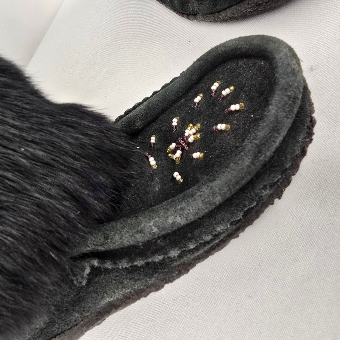 Laurentian Chief Black Suede and Rabbit Fur Mukluks Size 9