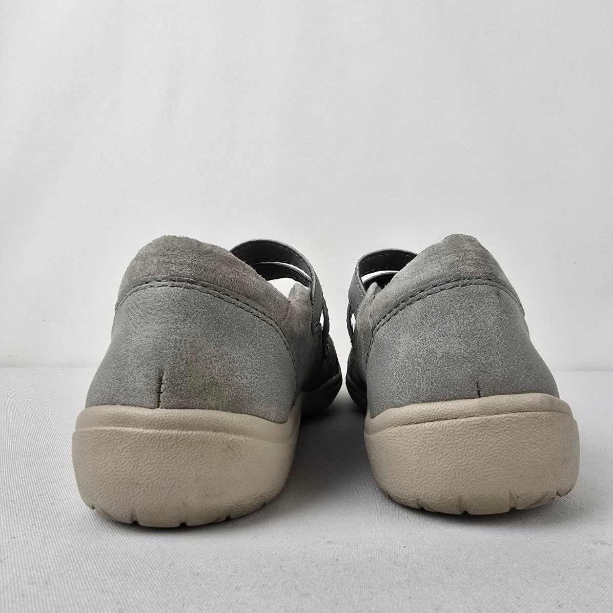 Earth Origins Taupe Tiffany Leather Walking Shoes Size 8.5