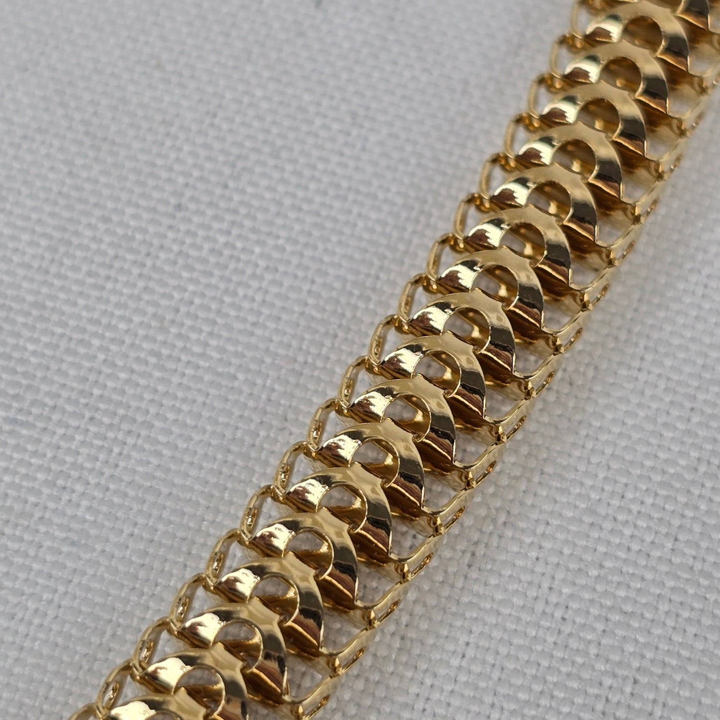 Vintage Avon 80s Gold Link Snake Chain Necklace