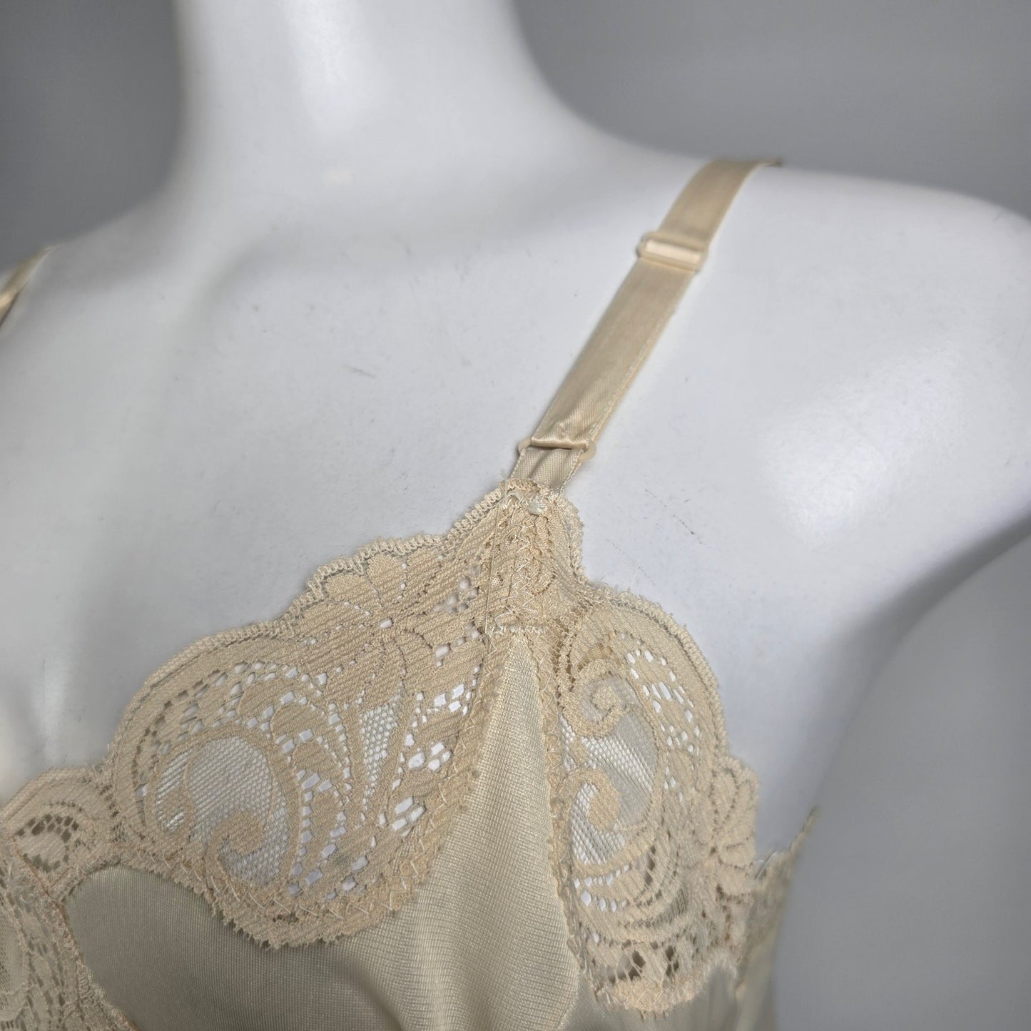 Vintage Beige Lace Full Slip Dress Size S