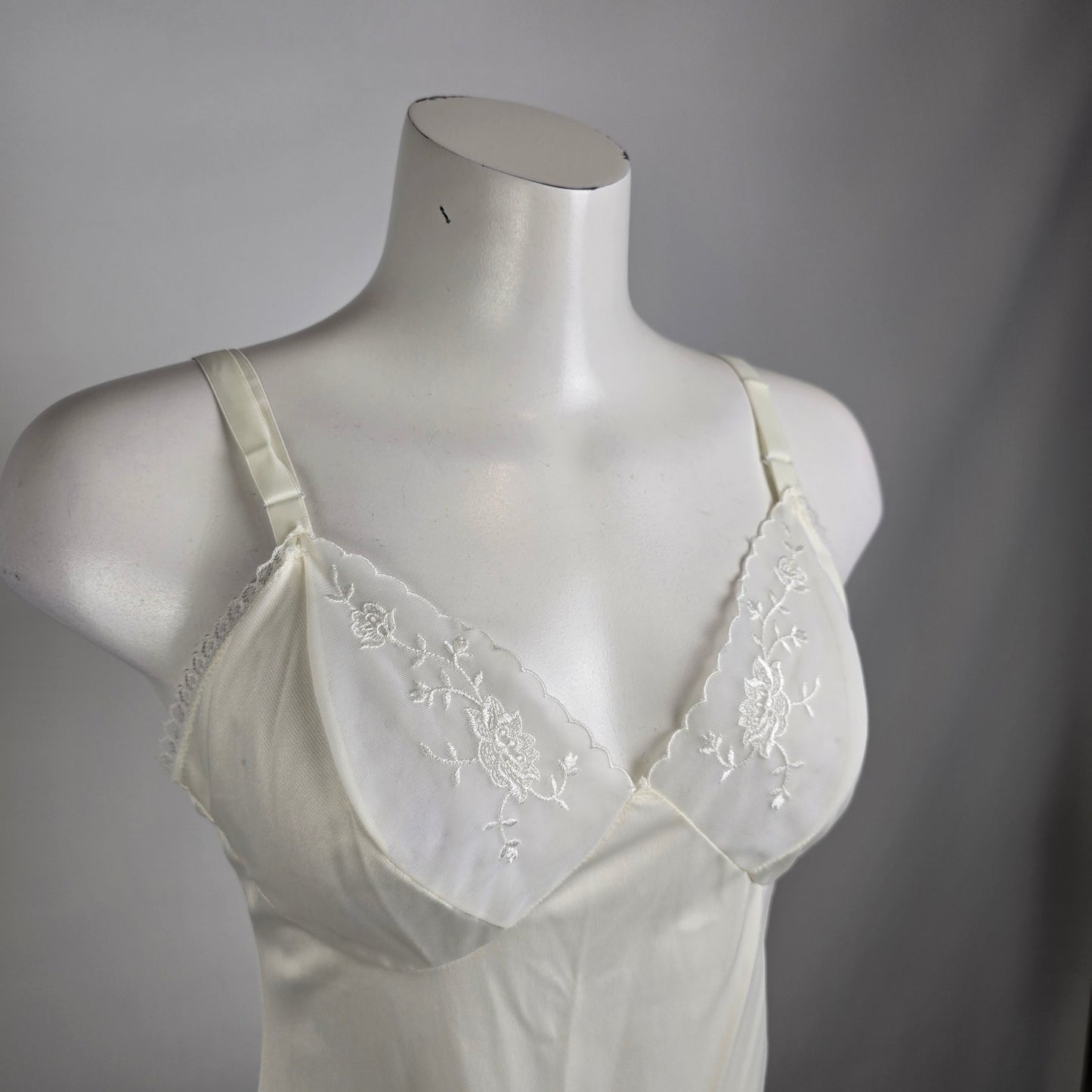 Vintage White Full Slip Dress Size M