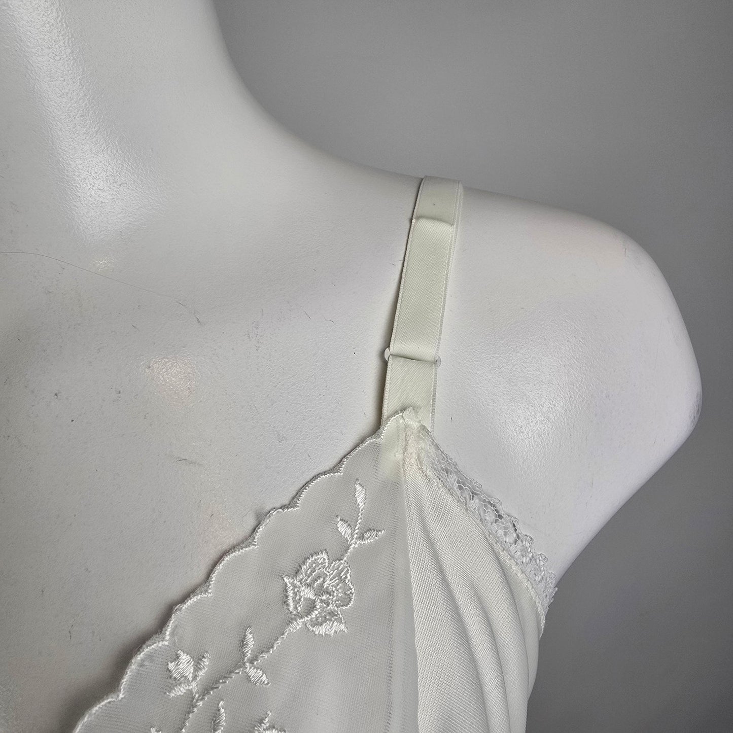 Vintage White Full Slip Dress Size M
