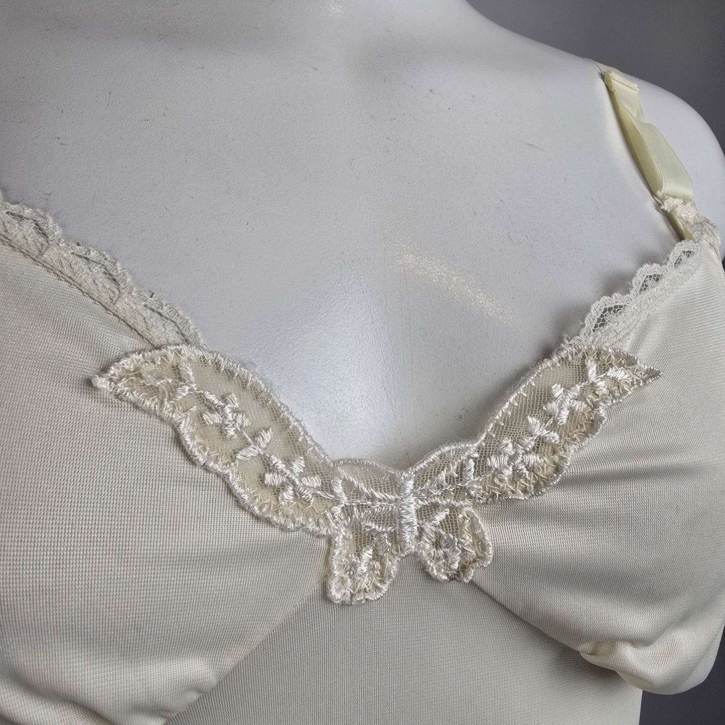 Vintage Cream Full Slip Dress Size S