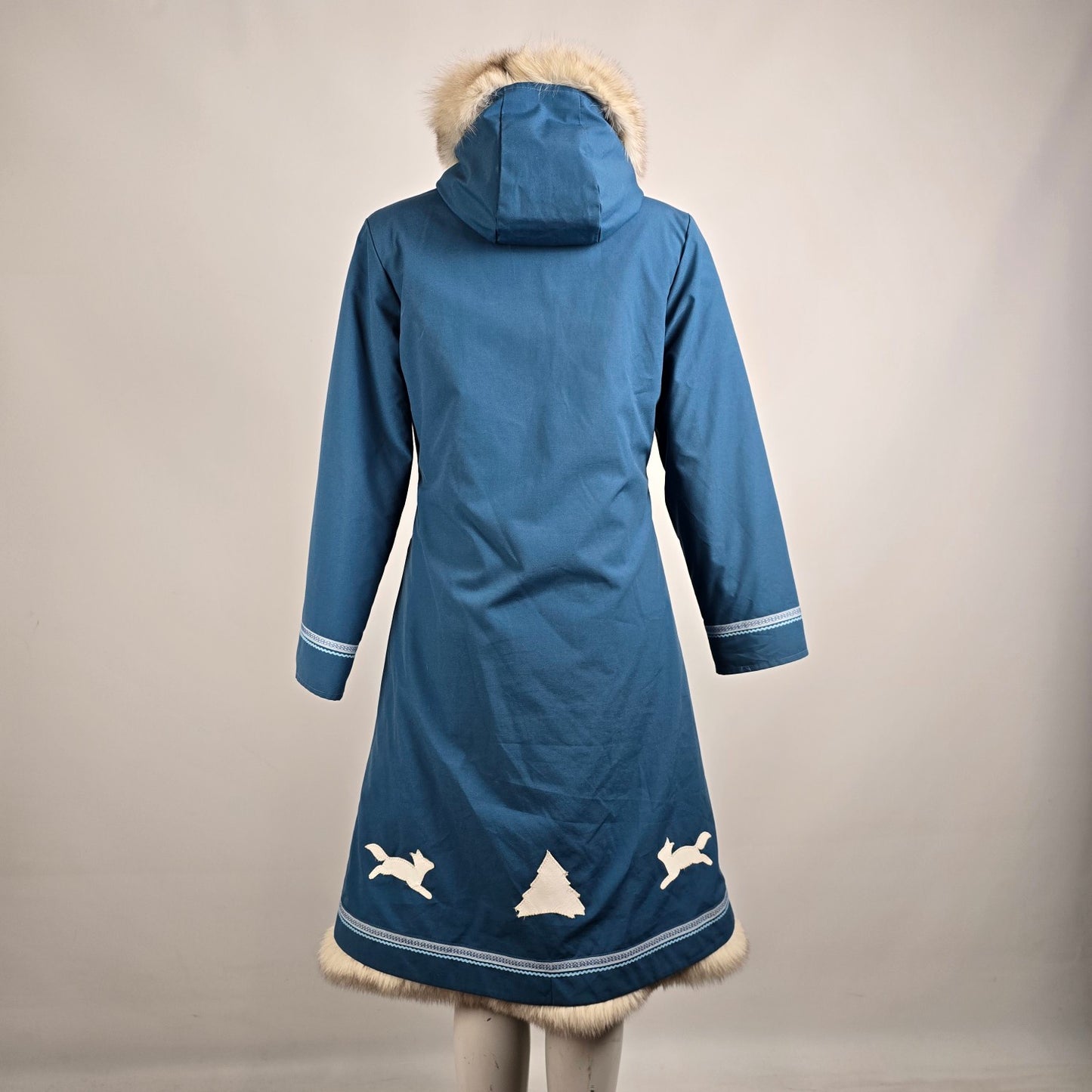 Vintage Inuit Yukon Parks Blue Wool Fur Trimmed Parka Size 10