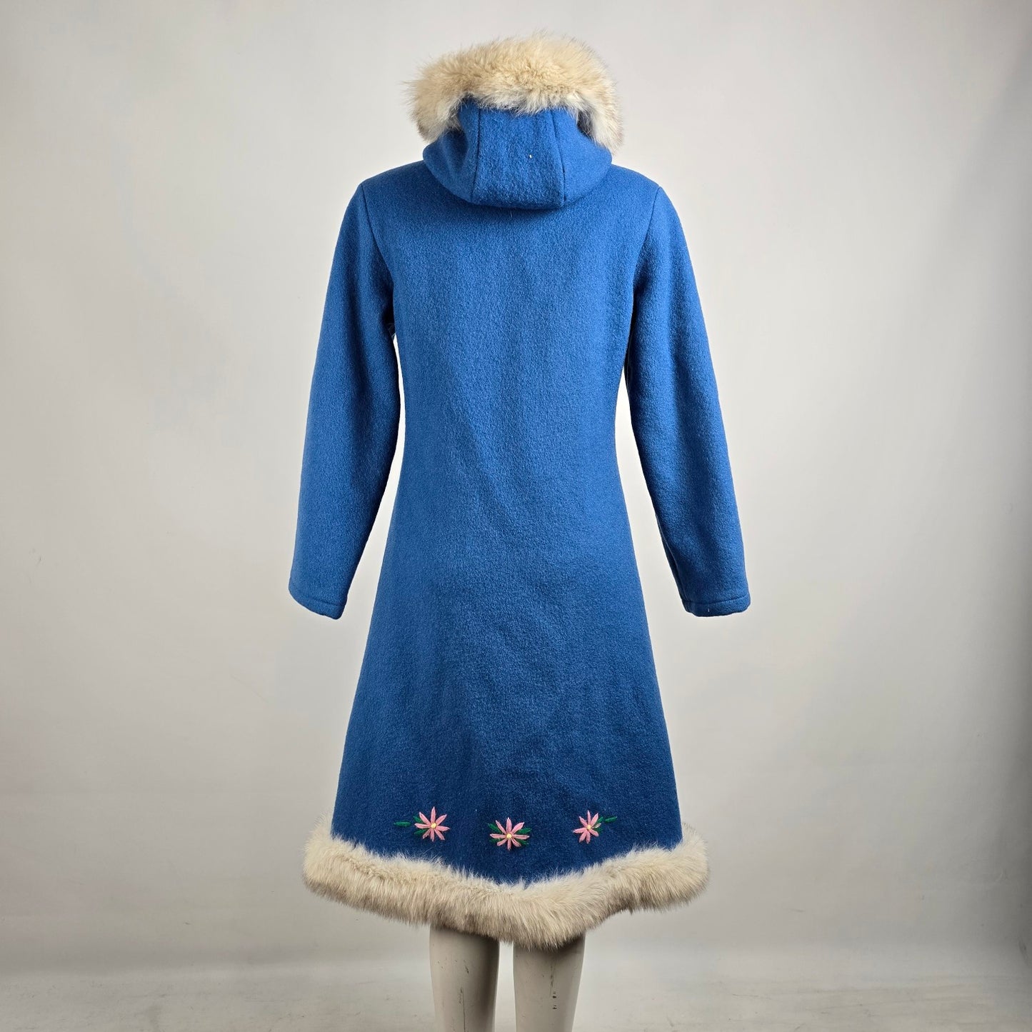 Vintage Inuit Yukon Parks Blue Wool Fur Trimmed Parka Size 10