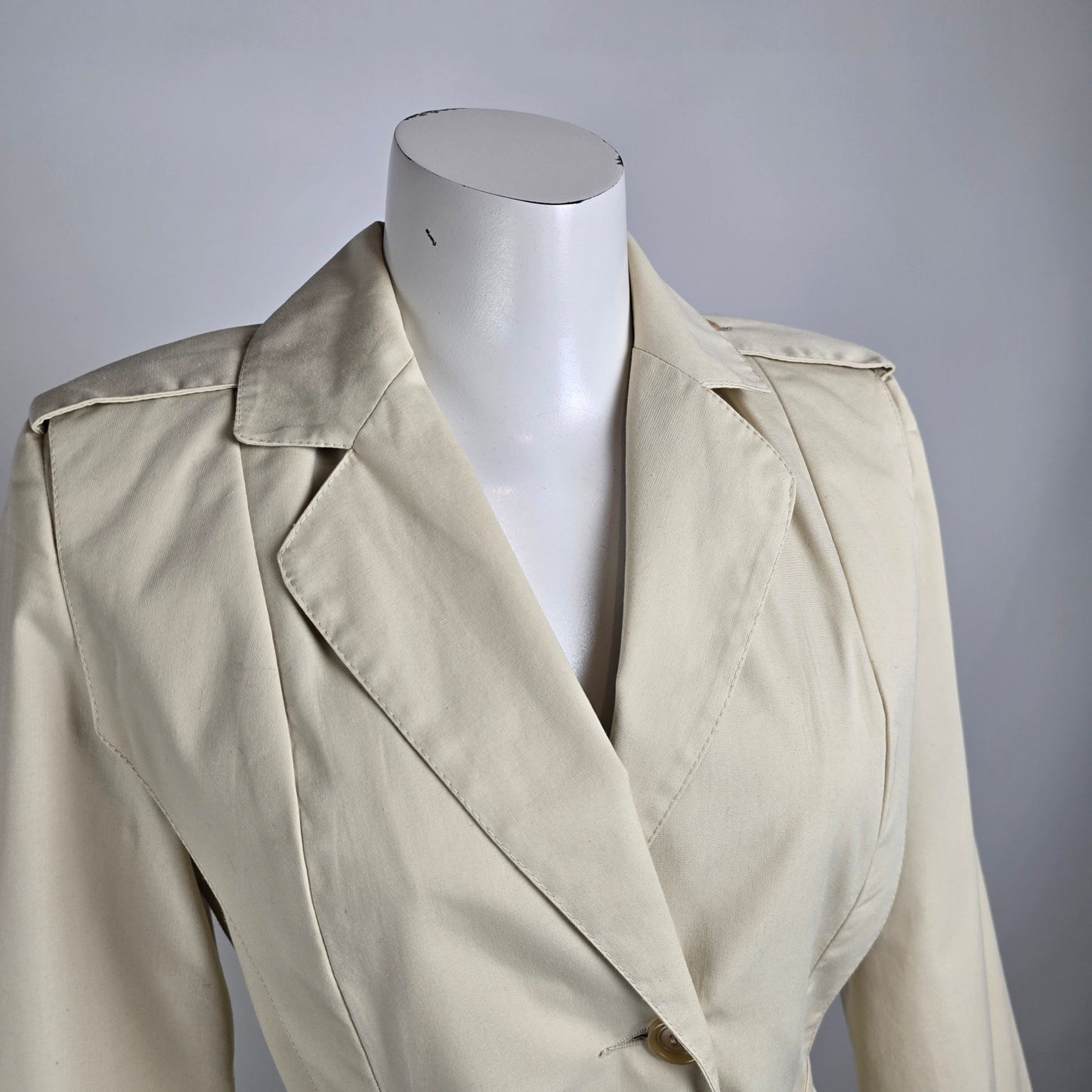 Vintage Beige Belted Light Jacket Size M