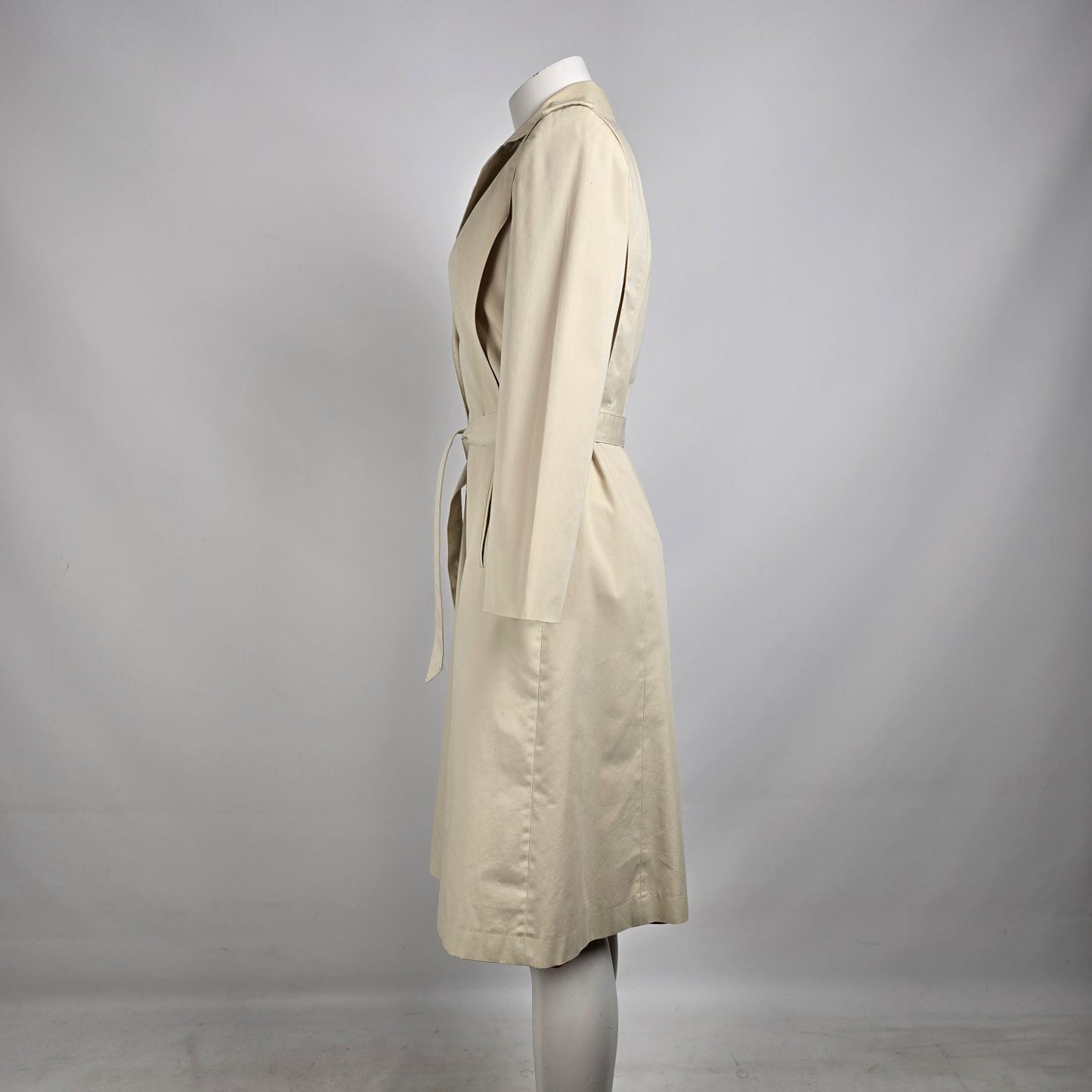 Vintage Beige Belted Light Jacket Size M