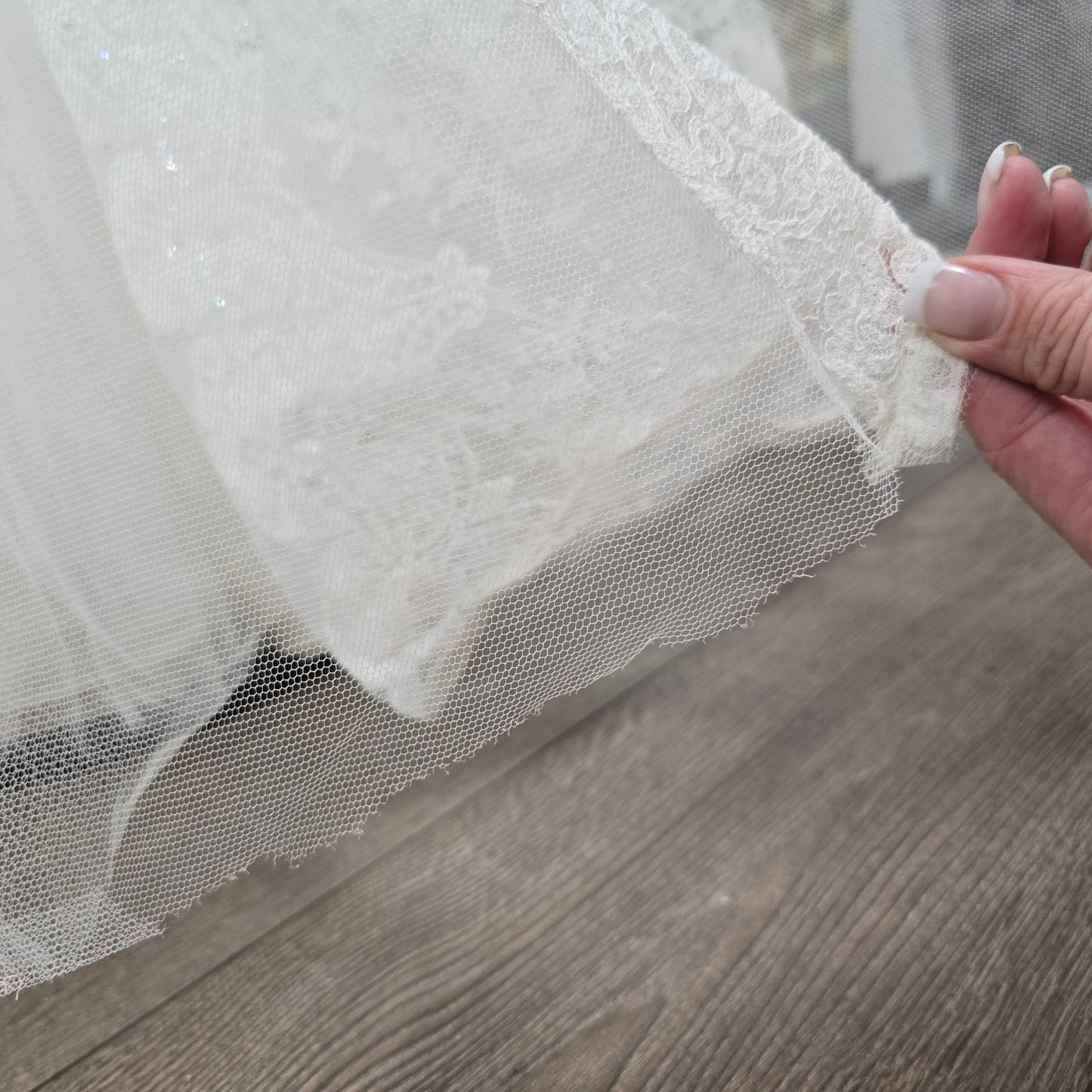 Vintage 60s White Lace Princess Wedding Dress Size S