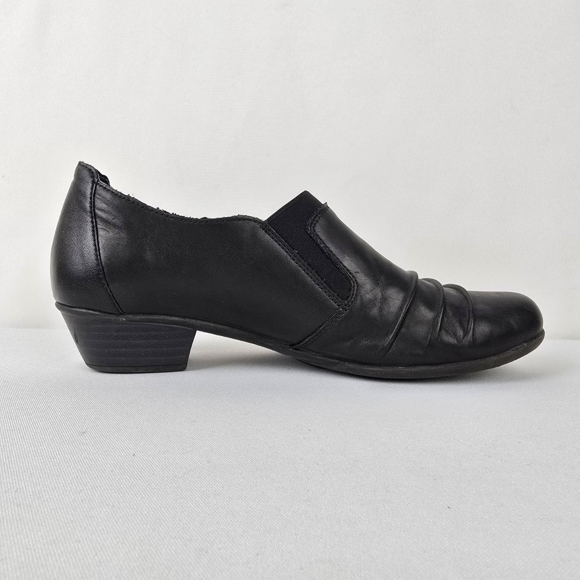 Remonte Black Leather Low Heel Shoes Size 8