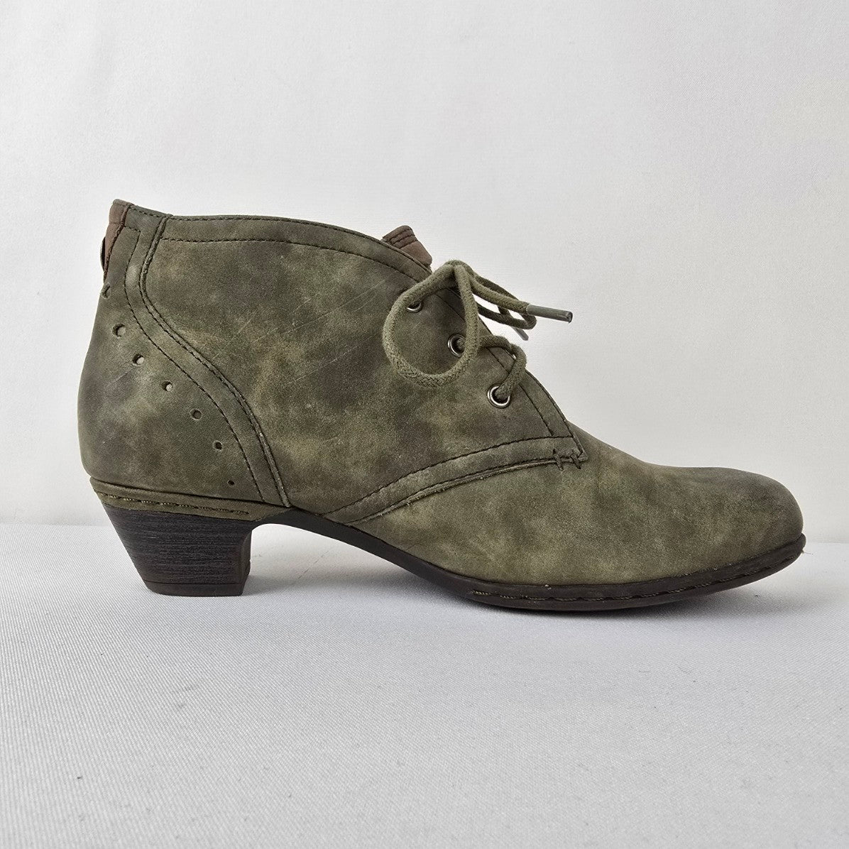 Rockport Green Suede Lace Up Booties Size 6