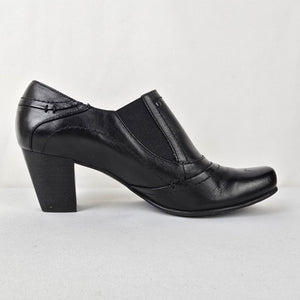 Locale Black Leather Heeled Shoes Size 8