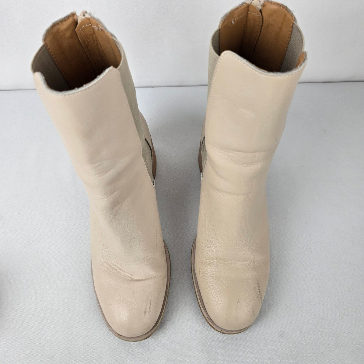 Oasis Society Cream Leather Block Heel Boots Size 8.5