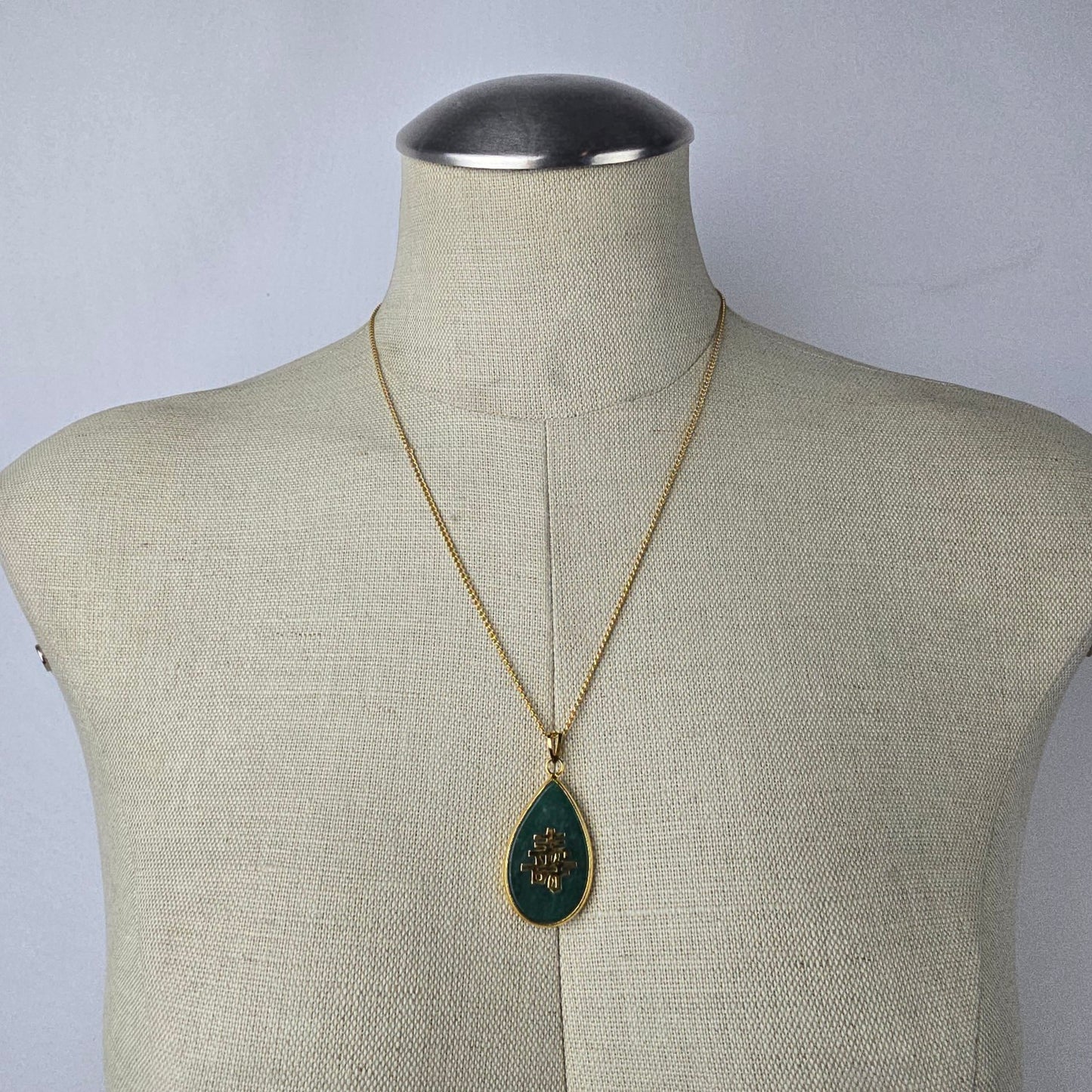 Vintage Chinese Longevity Green & Gold Pendant Necklace