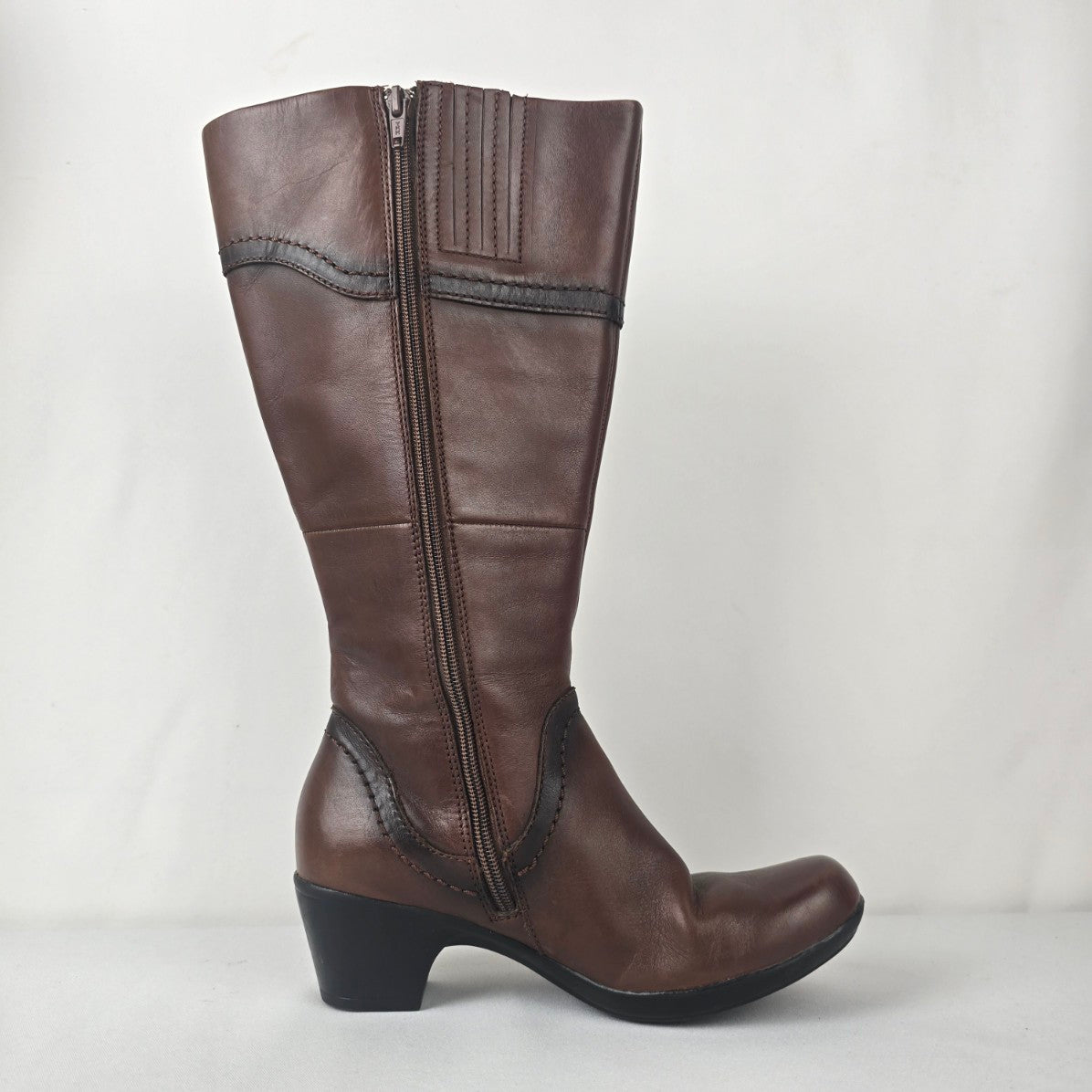 Clarks Bendables Brown Leather Heeled  Boots Size 6