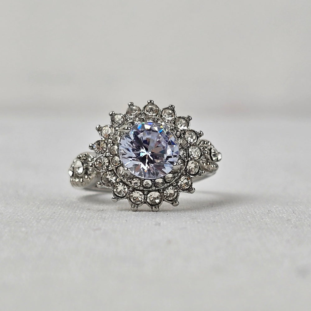 Silver Tone Crystal Stone Statement Ring Size 8