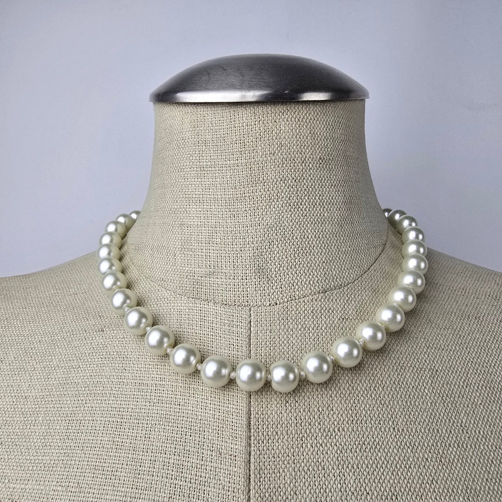 Glass Faux Pearl Beaded Necklace