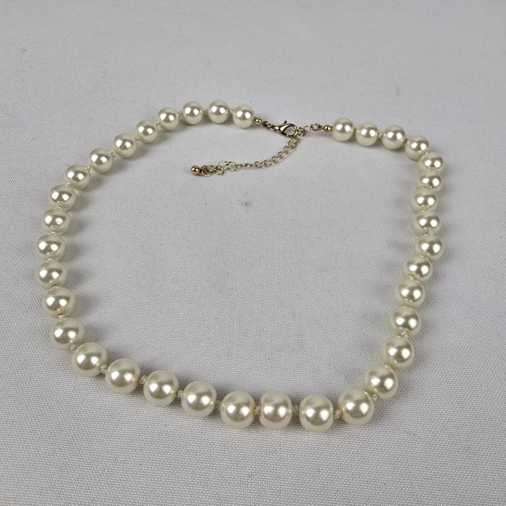 Glass Faux Pearl Beaded Necklace