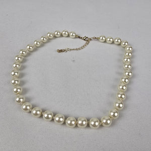 Glass Faux Pearl Beaded Necklace