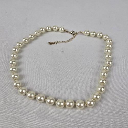 Glass Faux Pearl Beaded Necklace