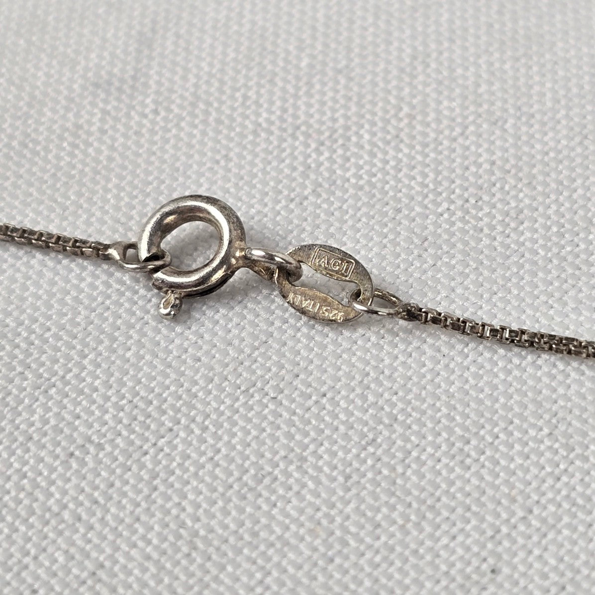 925 Sterling Silver Turquoise Pendant Chain Necklace & Earring Set