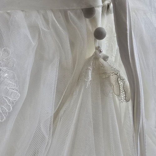 Romantic Bridals White Lace & Tulle Wedding Gown Size 20