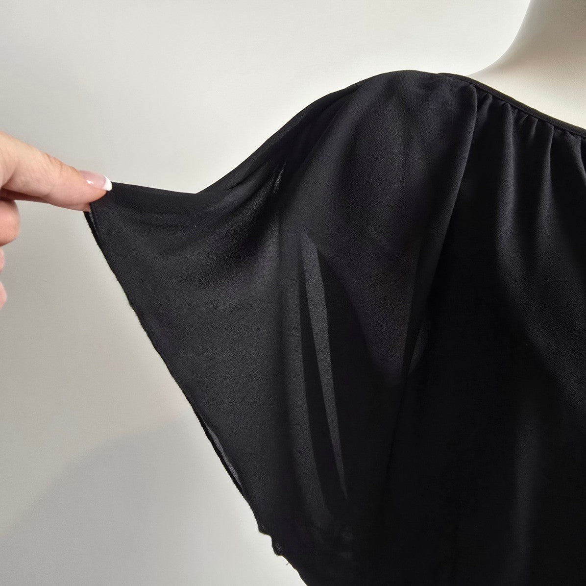 Black Sequined Chiffon Long Event Gown Size M