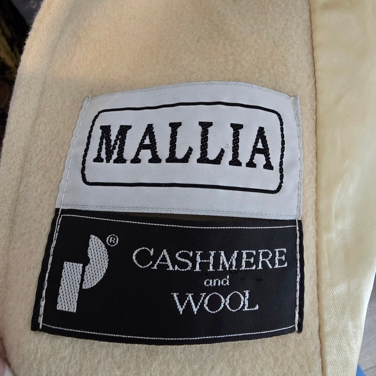 Vintage Mallia Cashmere & Wool Cream Maxi Coat Size S