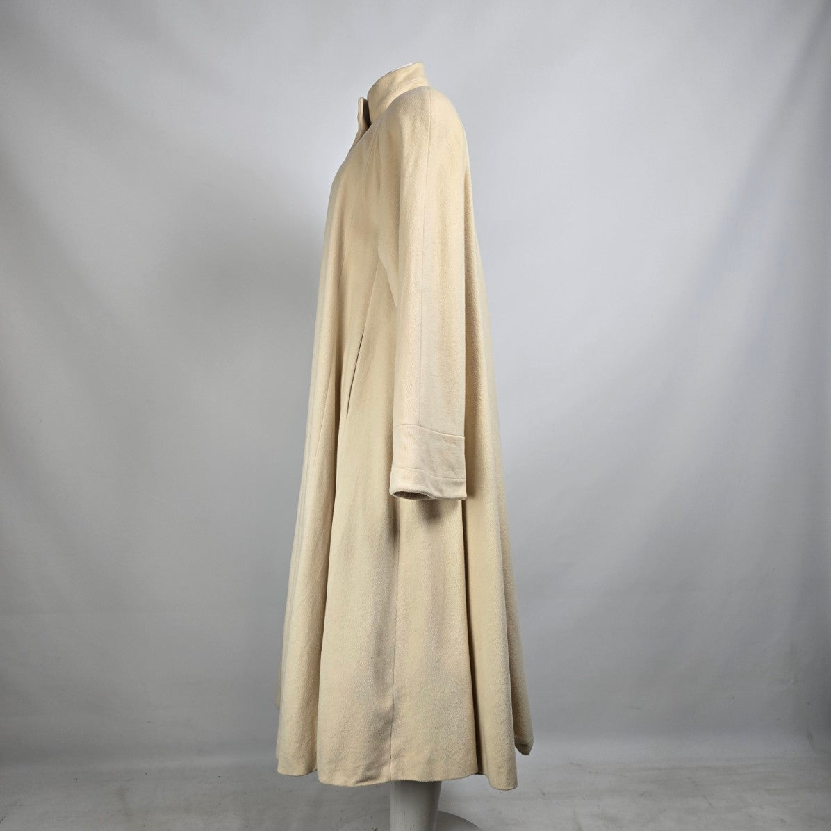 Vintage Mallia Cashmere & Wool Cream Maxi Coat Size S