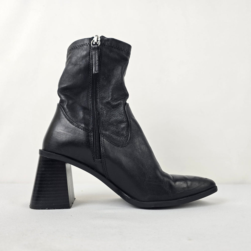 Zara Black Leather Block Heel Pointed Toe Ankle Boots Size 6.5
