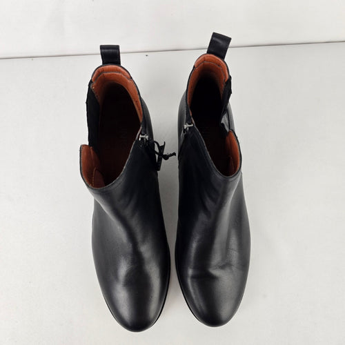 Vionic Bethany Black Leather Waterproof Ankle Booties Boots Size 12