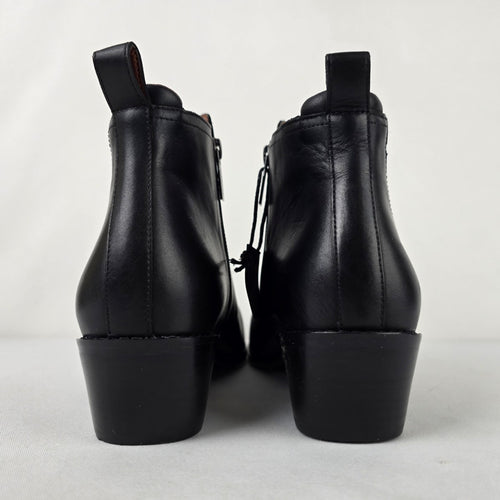 Vionic Bethany Black Leather Waterproof Ankle Booties Boots Size 12
