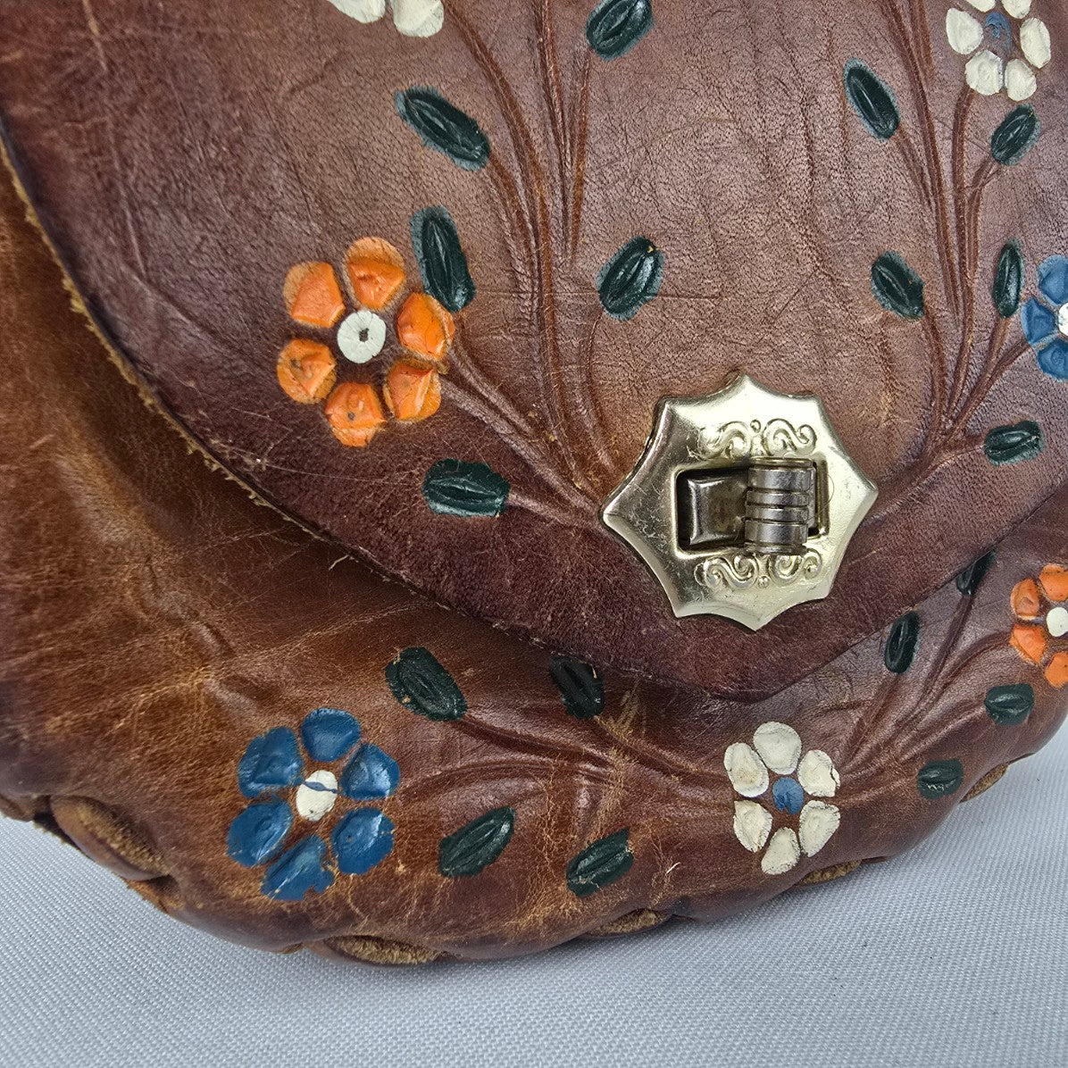 Vintage Mexico Brown Leather Floral Western Small Shoulder Purse