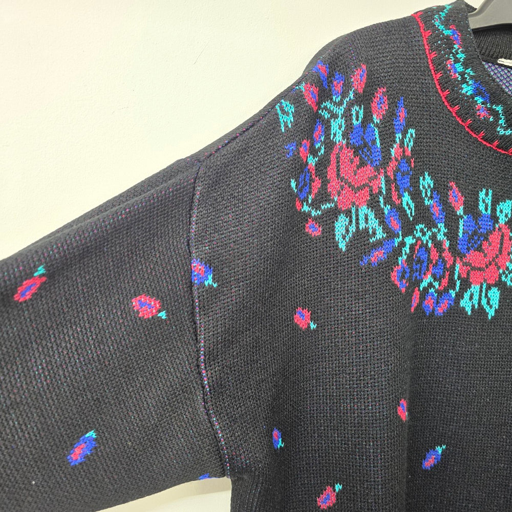 Vintage Black Floral Knit Tunic Sweater Size M/L
