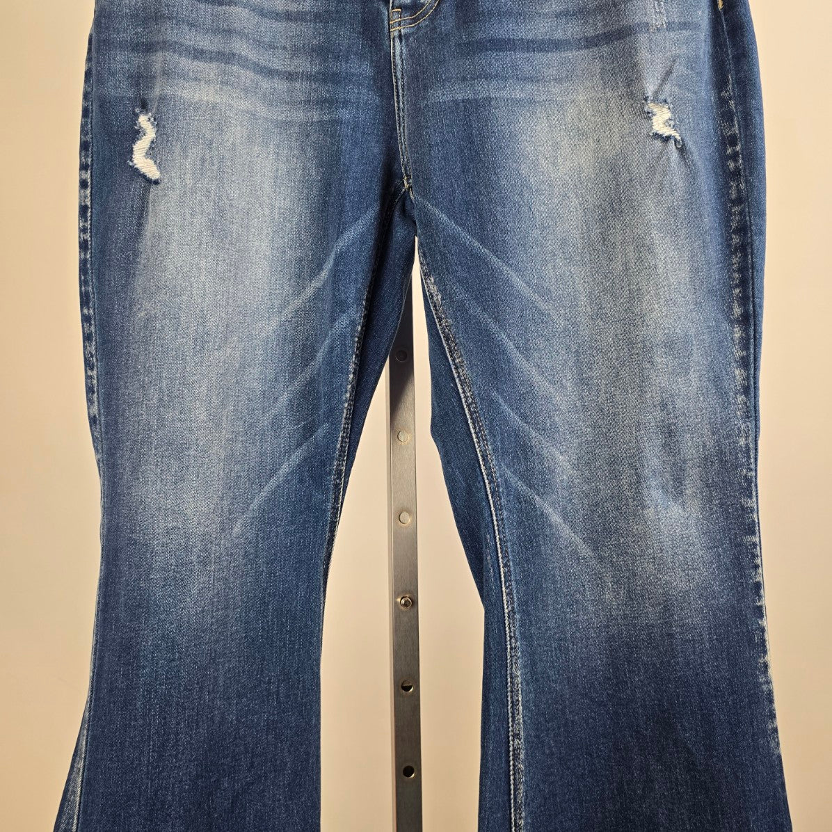 KanCan High Rise Distressed Flare Denim Jeans Size 20