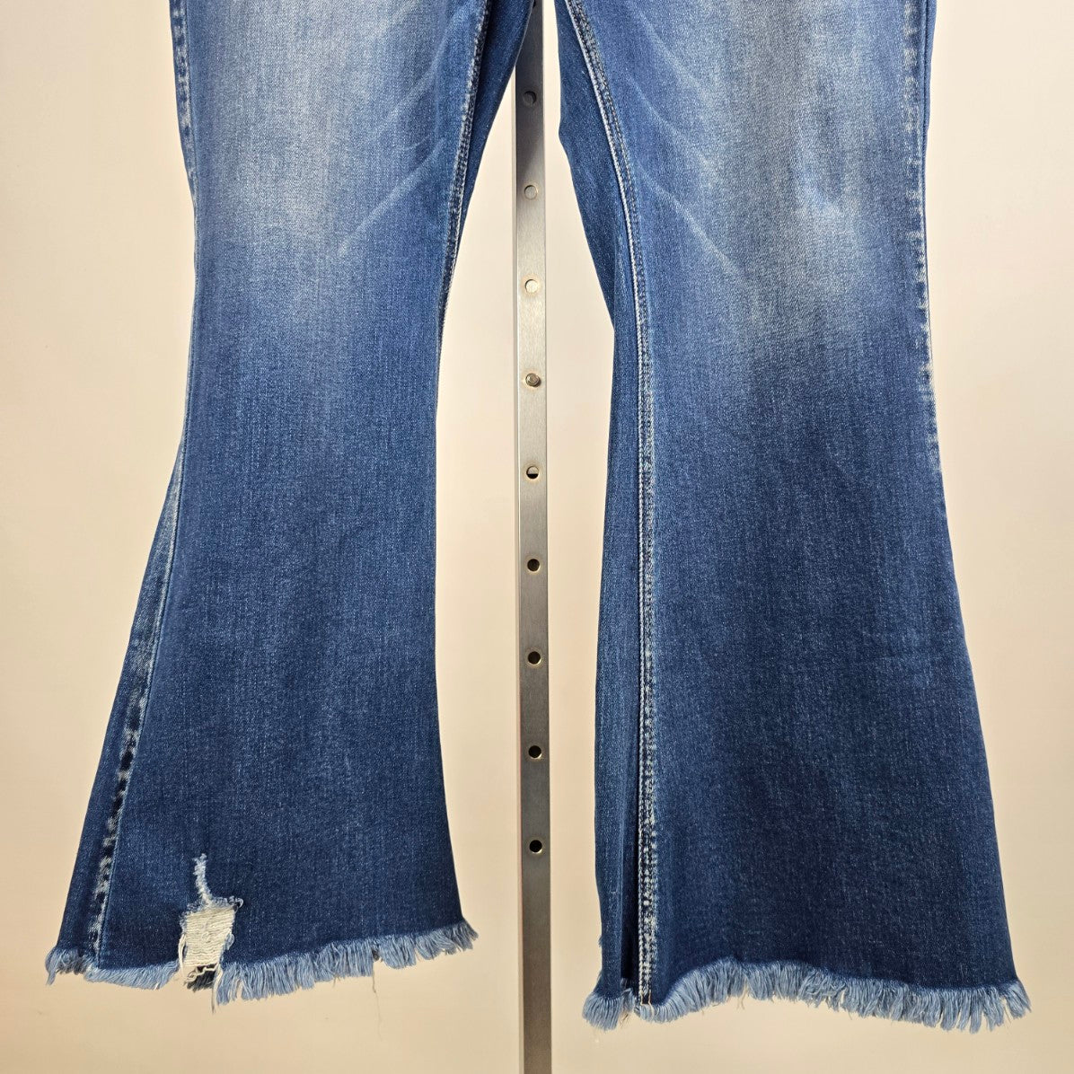 KanCan High Rise Distressed Flare Denim Jeans Size 20