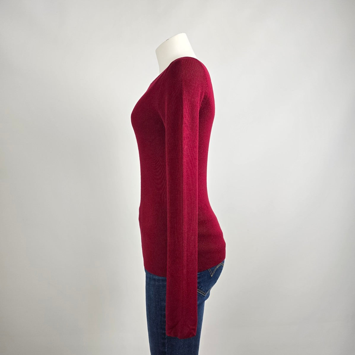 Holt Renfrew Burgundy Knit Boat Neck Sweater Size M