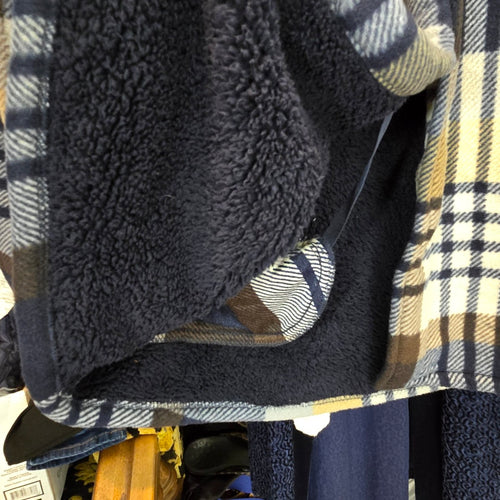 Real Tree Blue Plaid Shacket Size L